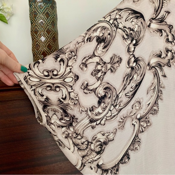 BCBG MaxAzria Fiona Blouse, Oversized, Dolman Sleeves, Size XXS - Picture 3 of 12